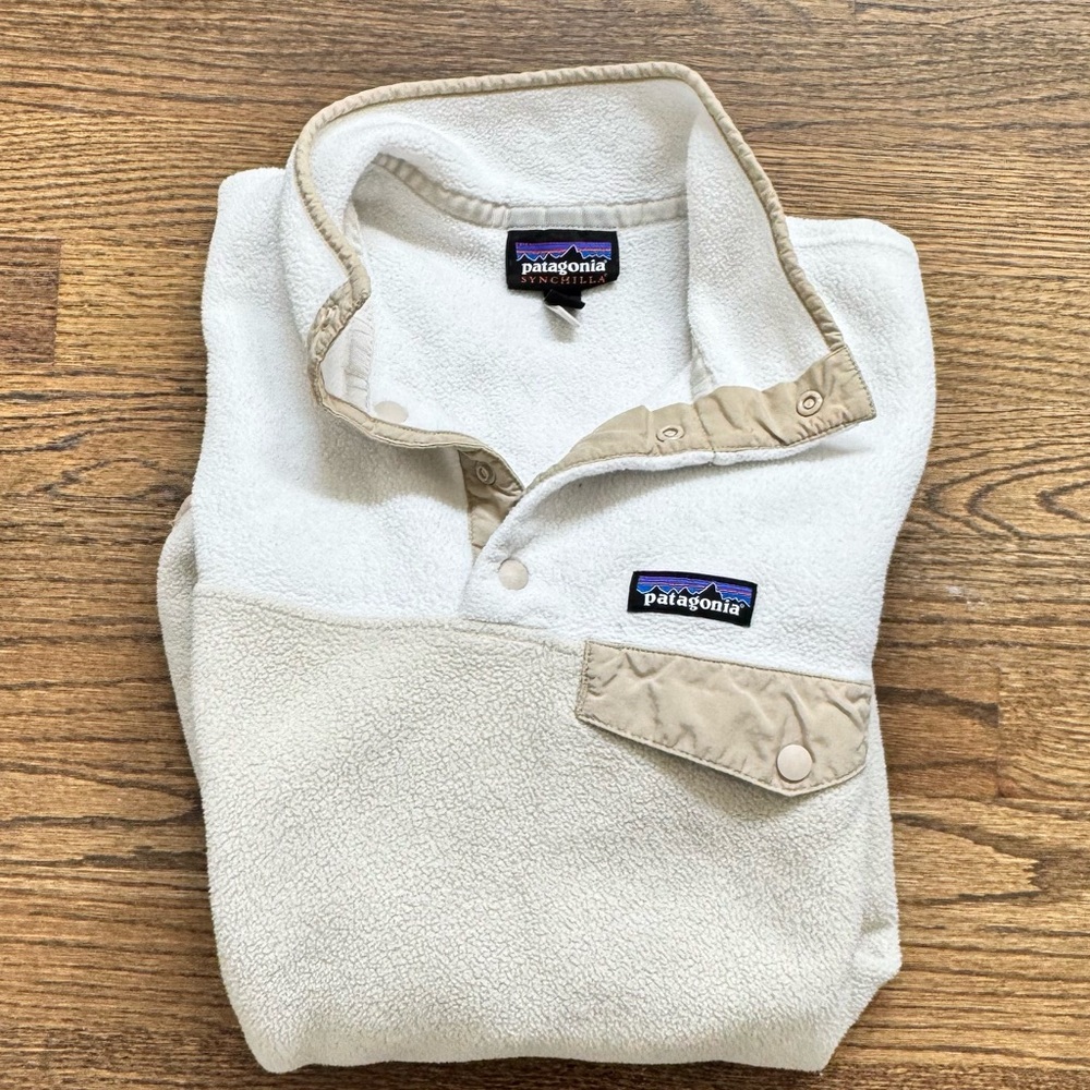 Patagonia Cream Synchilla Snap-T Fleece Pullover